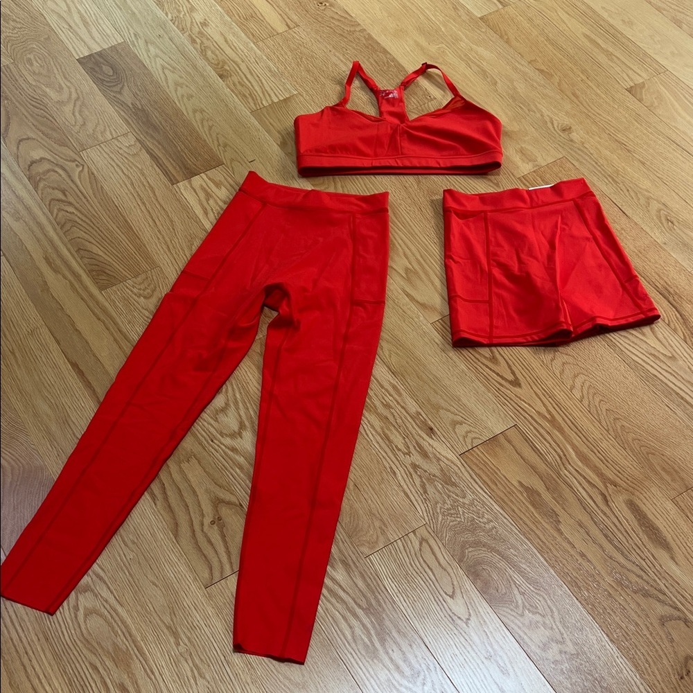 NWOT! Offline by Aerie Red leggings, bra and shorts three piece set - Picture 1 of 14